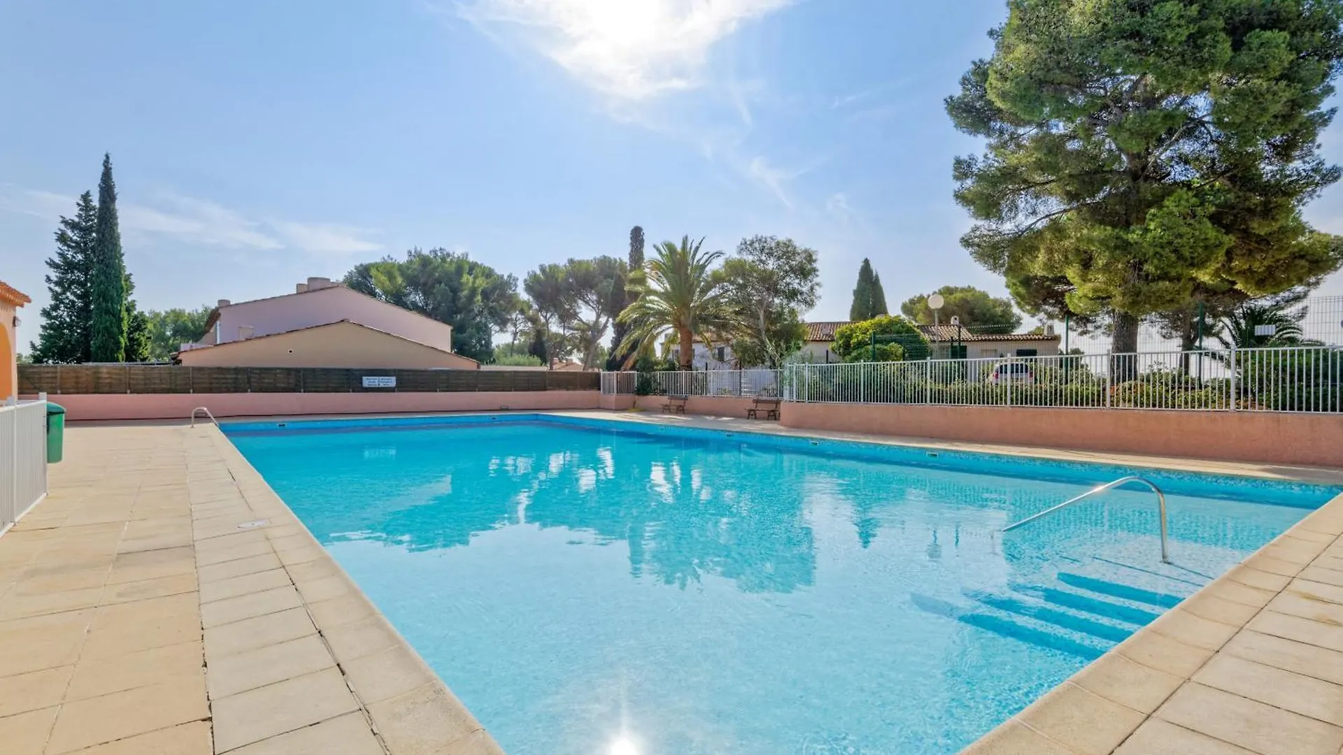 Residence Partenaire Le Domaine De Garlande Cavalaire-sur-Mer 0*,  France
